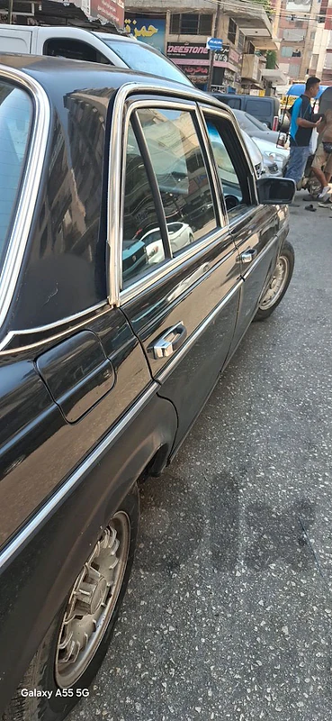 Mercedes-Benz 230E 1981