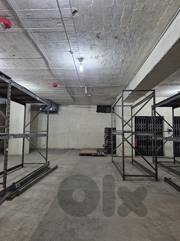 Warehouse For Rent In Jnah