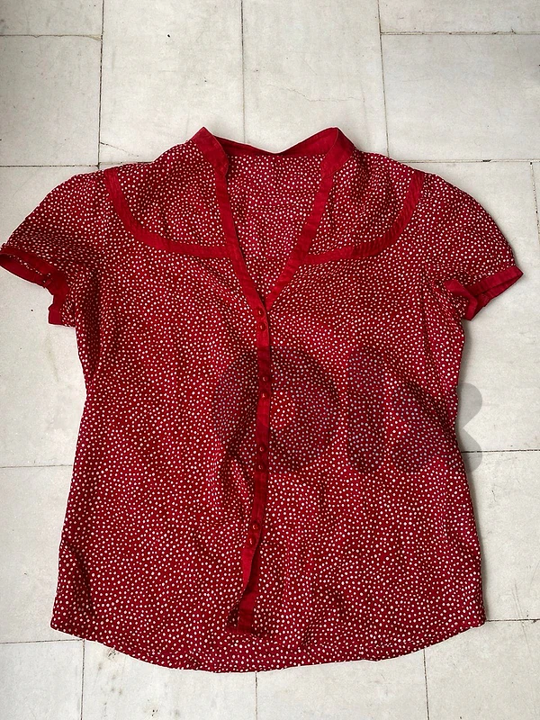women’s blouse