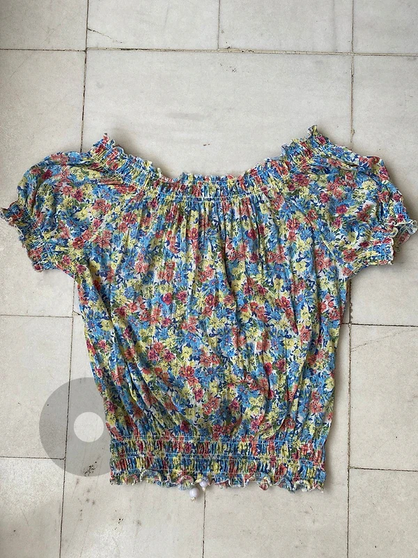Women’s floral top
