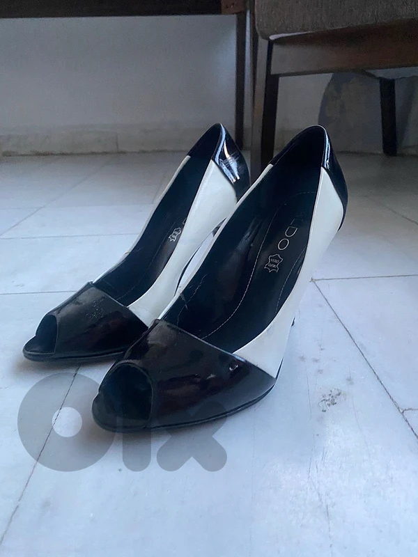 Aldo peep toe stilettos