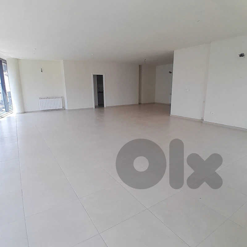 Showroom for Rent in Bikfaya – Prime Locationصالة عرض للإيجار في بكفيا