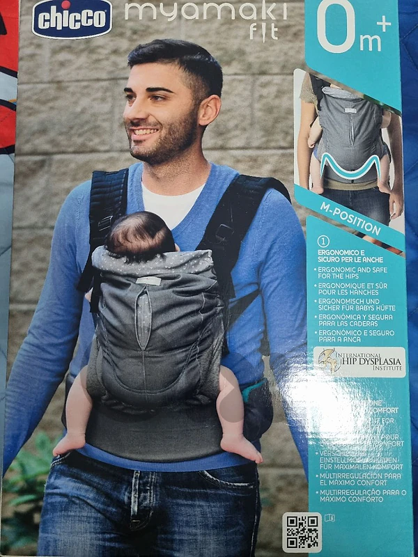 kangaroo holder chicco