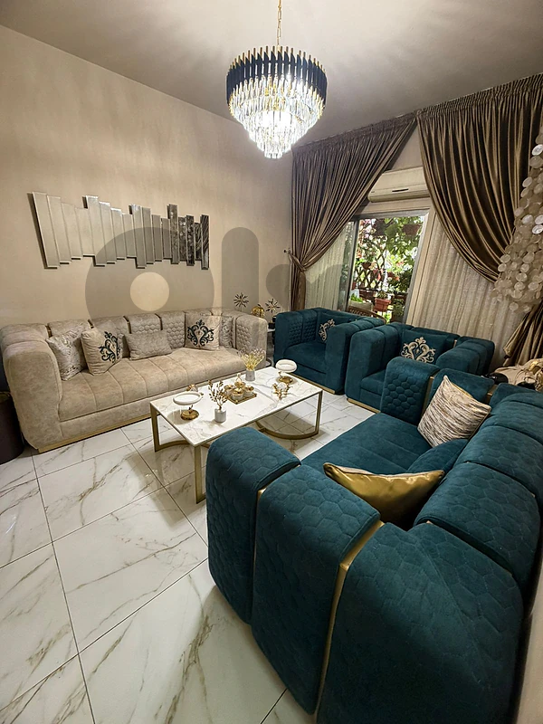 Full living room for sale