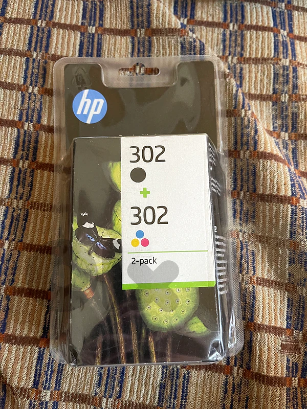 HP Original Ink Cartridge 302 Pack Black + Tricolor محبرة ابيض اسود + محبرة ملون