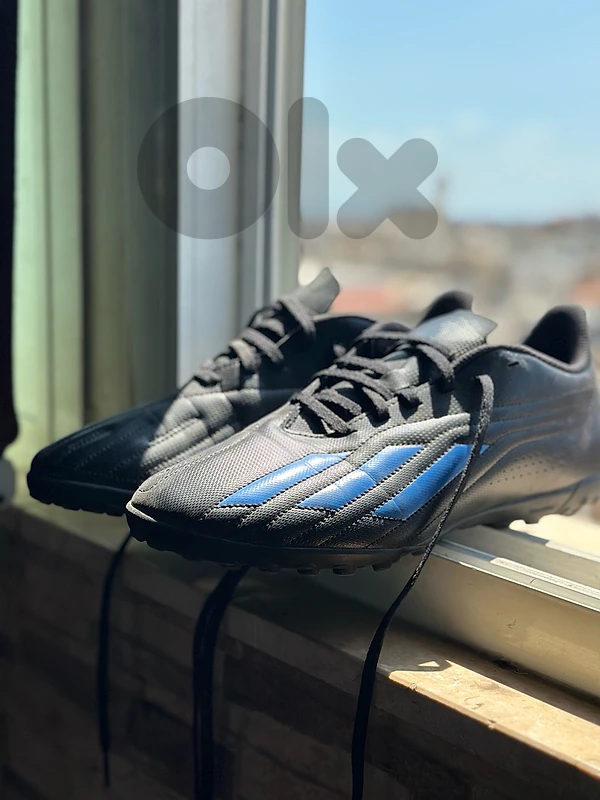 Original Adidas Deportivo TF Mini Football Shoes – Size 42.5
