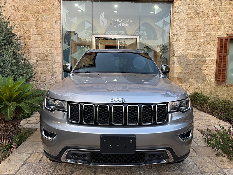Jeep Cherokee 2019 Limited 4x4 ( No Accidents , Original Paint !! )