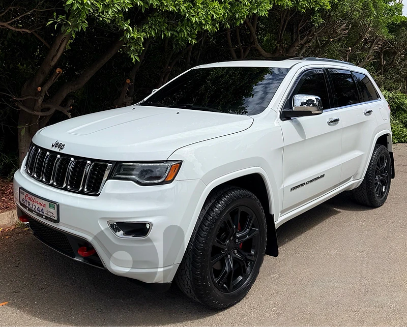 Jeep Grand Cherokee 2017 Limited plus Clean title