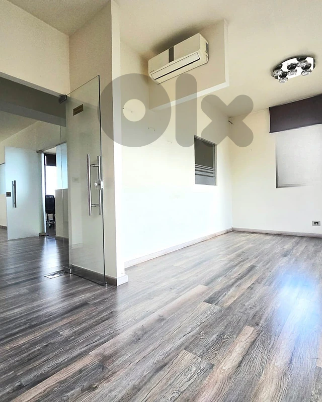 RAO26-5241 Office for Rent – Ain El Mraiseh | 100 m² | $1,800/Month