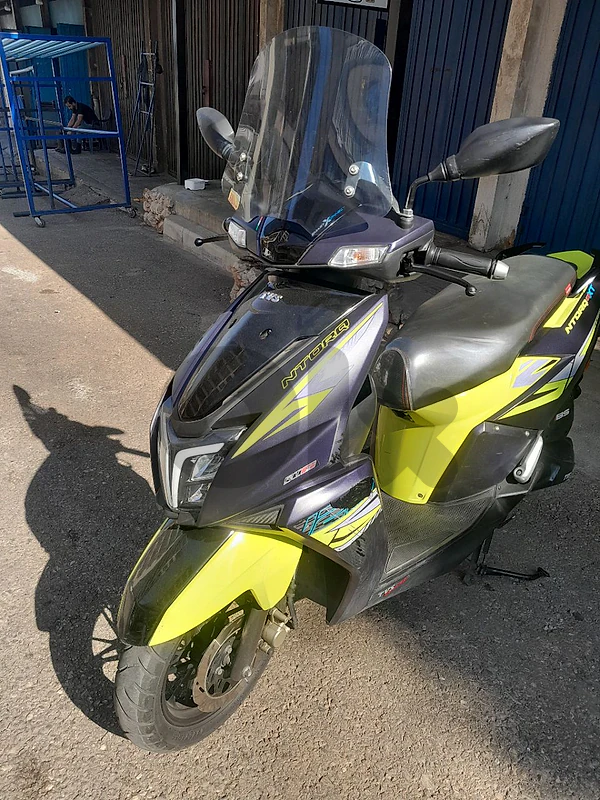 tvs xt