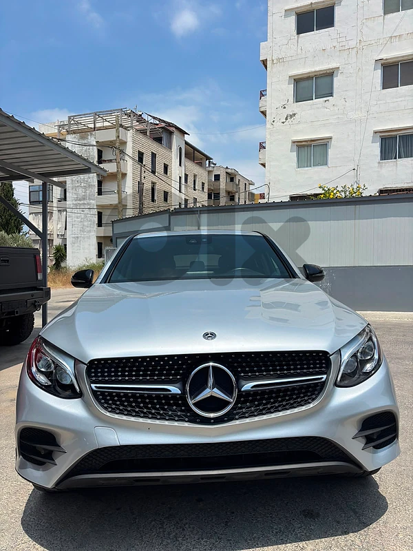 Mercedes-Benz GLC 300 4matic Coupe 2019 Clean carfax