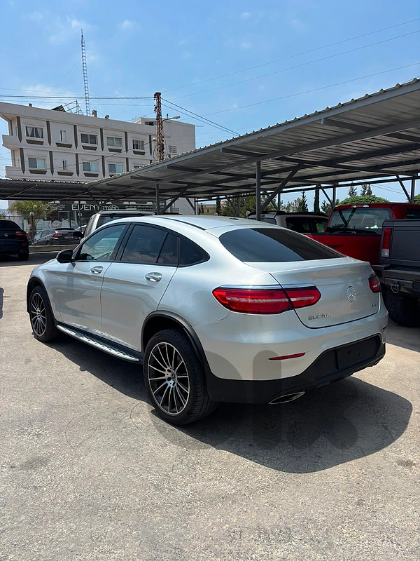 Mercedes-Benz GLC 300 4matic Coupe 2019 Clean carfax
