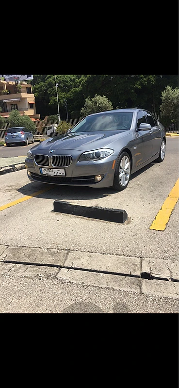 BMW 5-Series 2011 BMW 535i