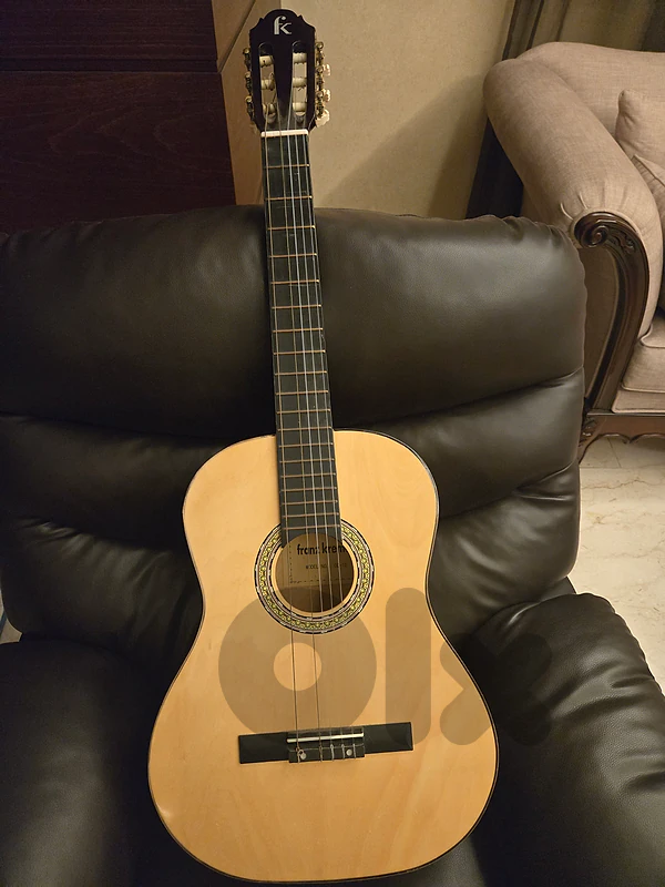 Guitar for sale