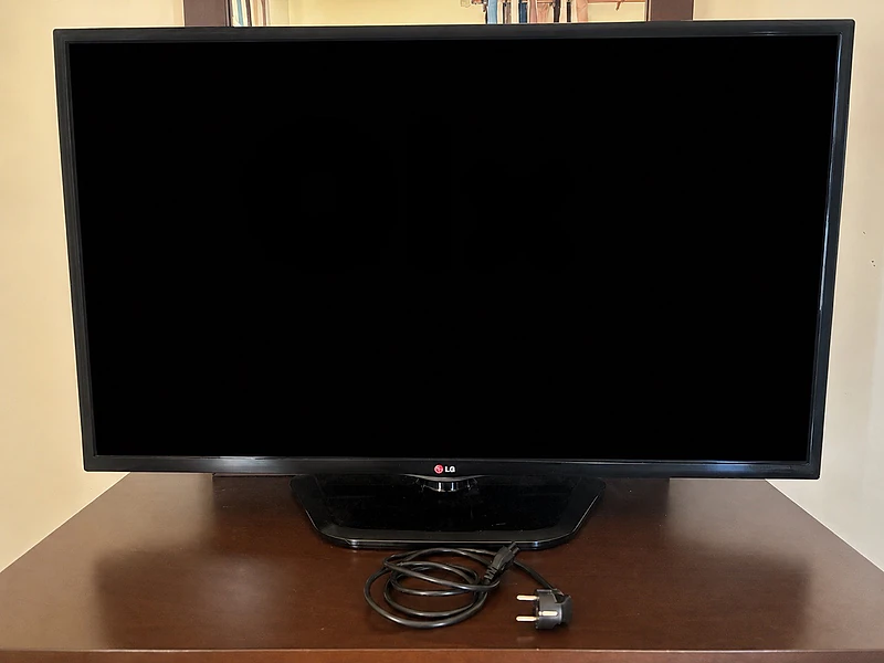 LG 42LN5100 TV