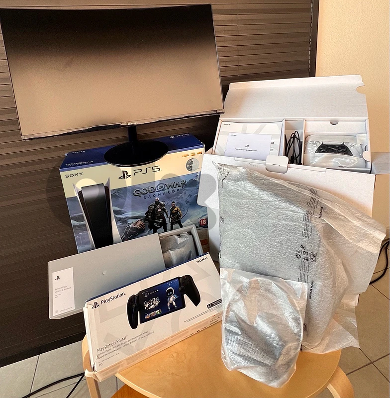 Playstation 5 disk edition(eu), Headset, Monitor & Ps Portal(eu).