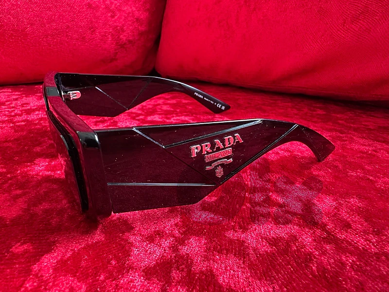 Prada Black Sunglasses – Excellent Condition