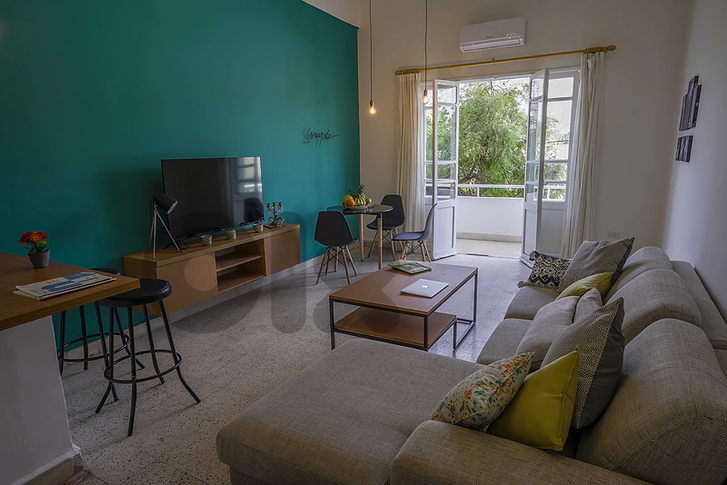 2-BR Apt in Mar Mikhael & Small Terrace