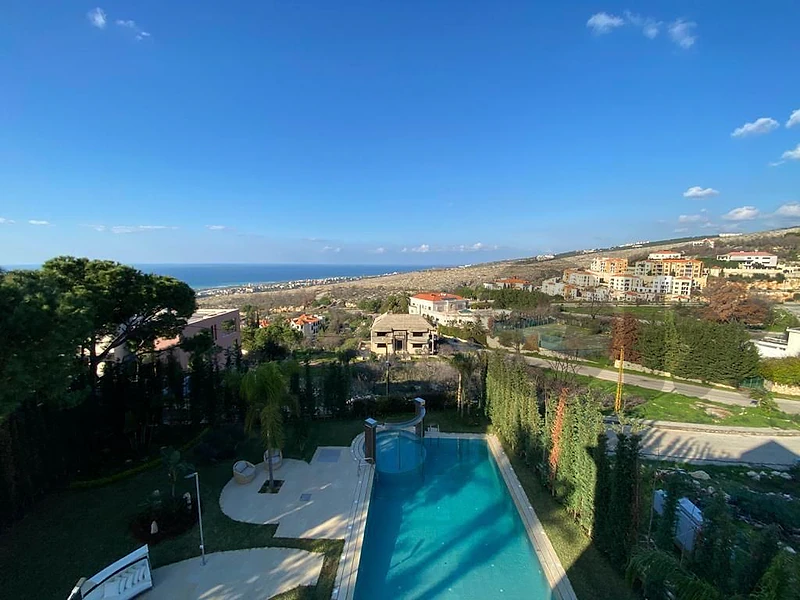 Luxurious Villa for Rent in Mechrefفيلا فاخرة للإيجار في المشرف