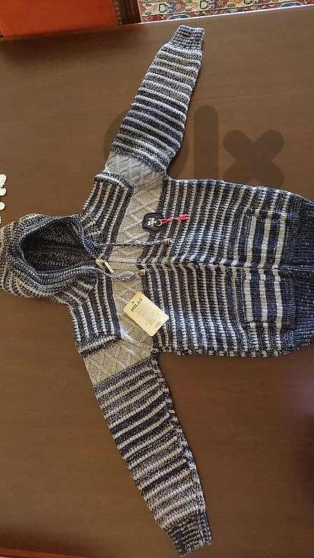 wool pull over. 7-8 years old. brand new. made on turkey