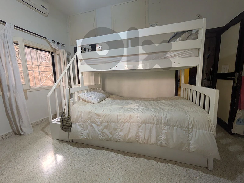 bunk bed