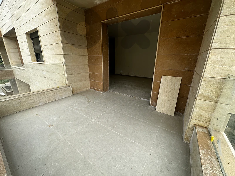 RWK140JG - Apartment For Sale in Ballouneh with a mountain view