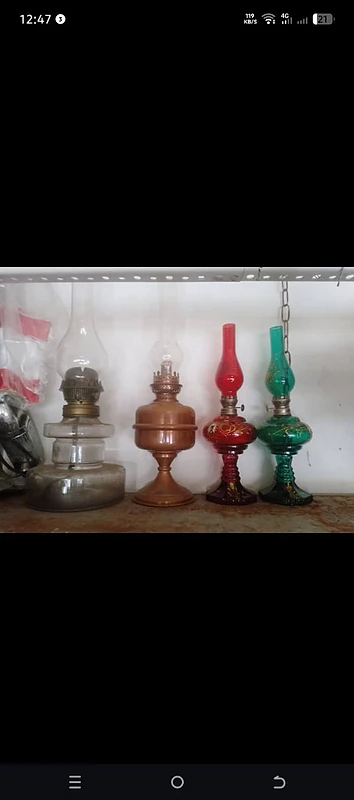 قناديل وقطع قديمة للبيع