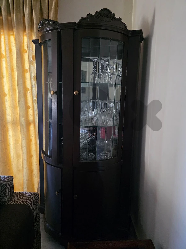 display cabinet