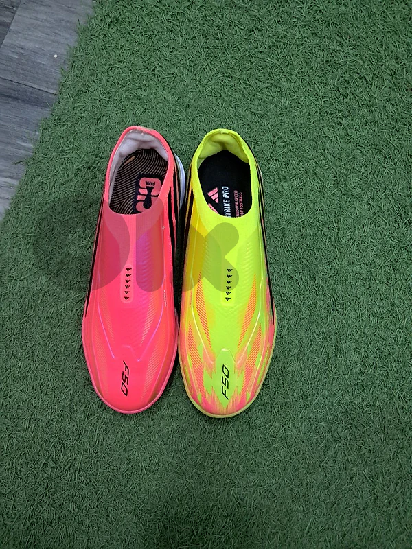 football shoes original nike w adidas w puma اسبدرينات فوتبول كرة