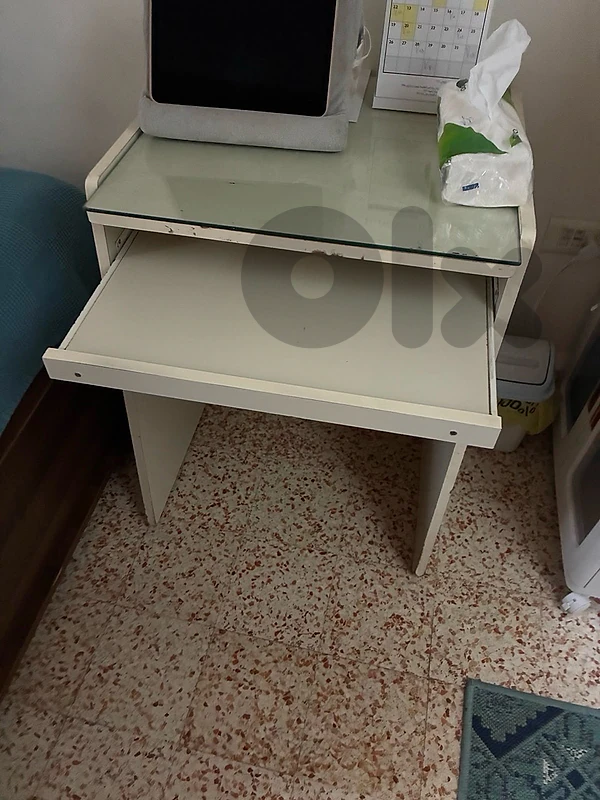 PC and multi uses table