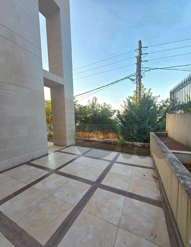 شقة فخمة  للبيع في الربوةApartment for  sale in Rabweh