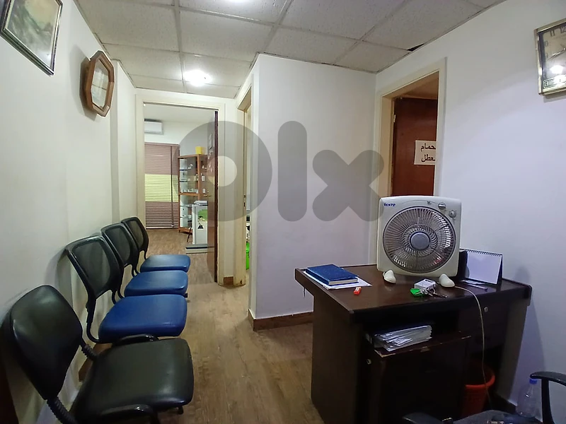Office For Sale In Mar Eliasمكتب للبيع في مارالياس