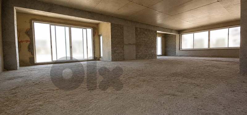 Office for Rent in Ramlet Al Baydahمكتب للإيجار في الرملة البيضاء