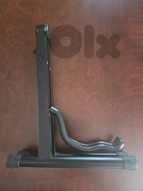 Guitar foldable stand