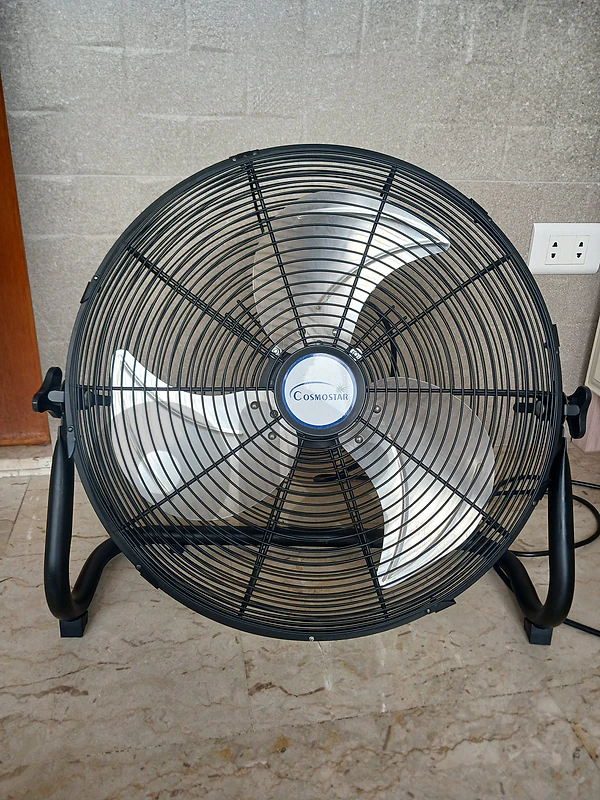 cosmostar fans