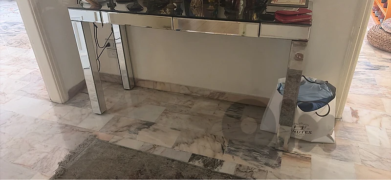 mirror-table