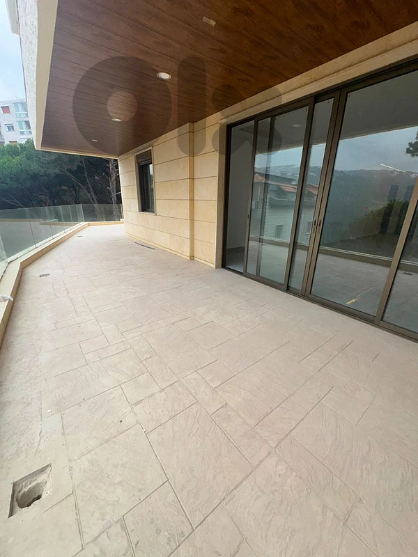 apartment For sale in mar chaaya