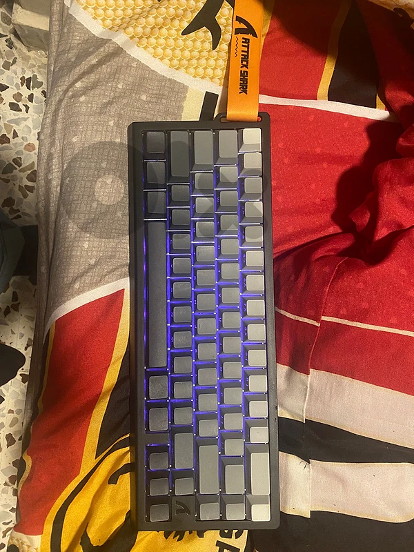 Keybord attack shark x68he 0.01 mm magnetic keyboard used like new