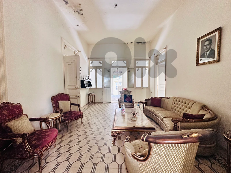 Vintage Apartment For Sale In Sanayeh | High Cieling