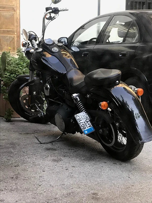 Harley-Davidson FXDBI Dyna Street Bob 2013