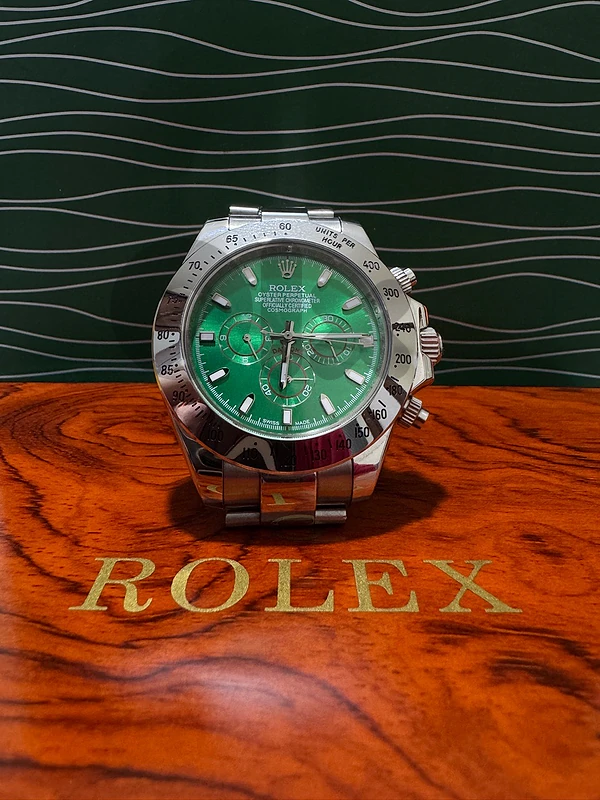 Rolex Oyster Perpetual Cosmograph Daytona Silver Green