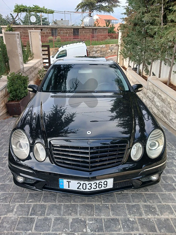 Mercedes-Benz E-Class 2003