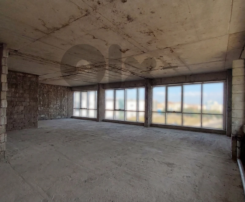 Office for Rent in Zalka Core And Shell مكتب للإيجار في الزلقا (على