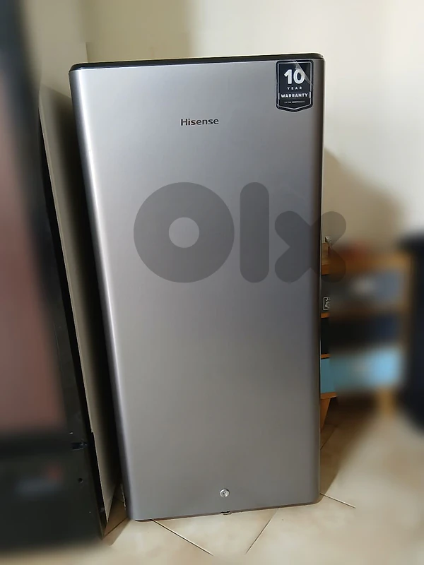 Hisense Refrigerator Fridge براد مع ثلاجة