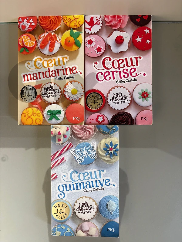 Package of 3 books
