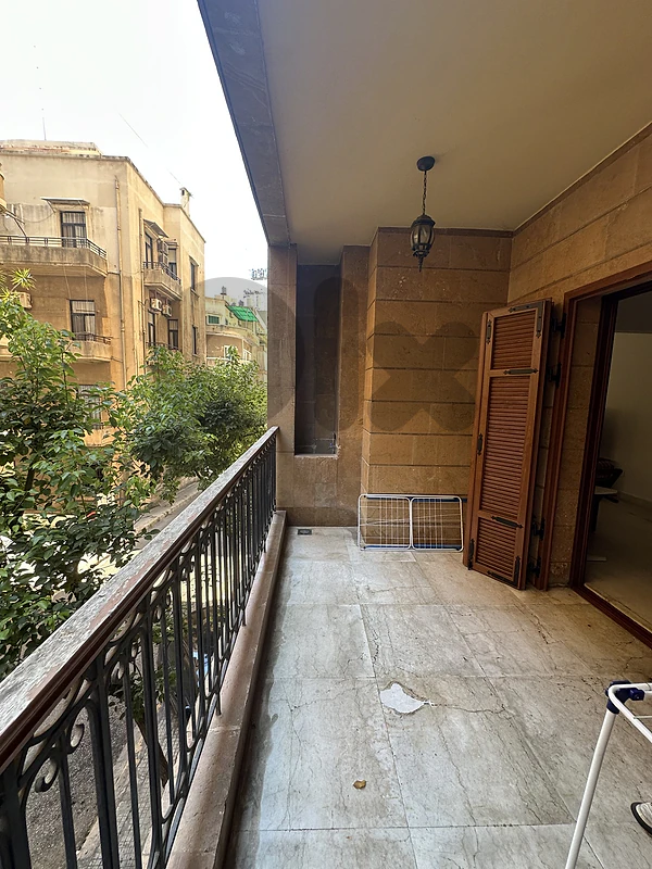 Spacious Apartment GEMAYZE | SURSOCK Sector