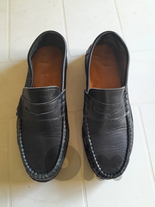 Classic Shoes Black (size 40)