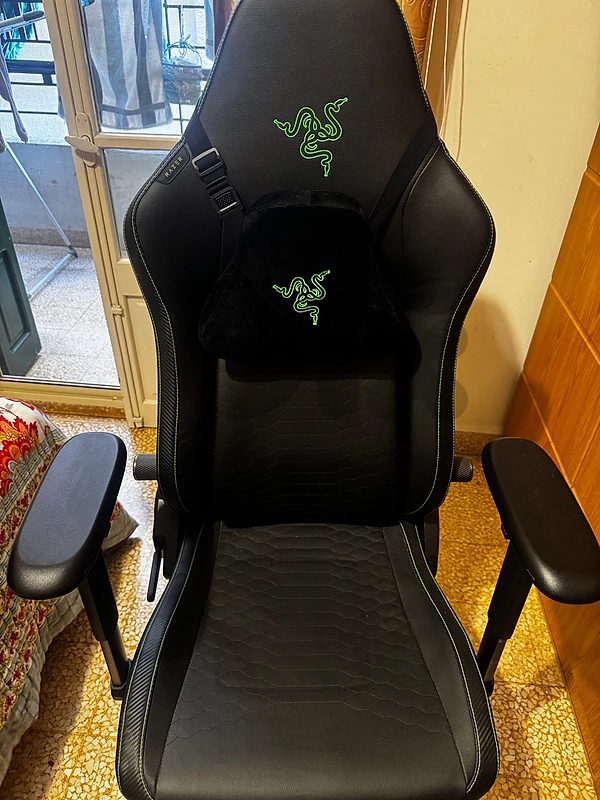Razer Enki Gaming Chair – Like New