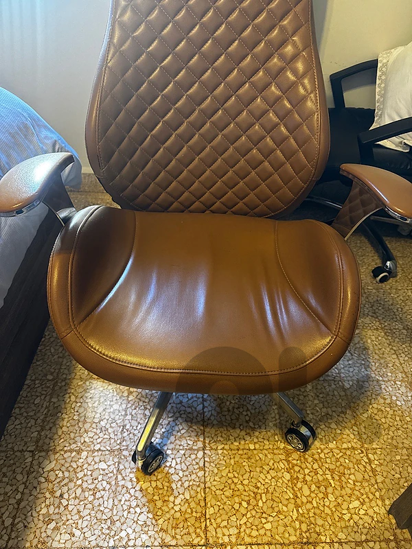 Premium Office Chair – Excellent Condition