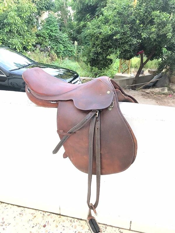 English Saddle